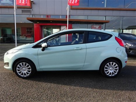 Ford Fiesta - 1.0 Style Essential *AIRCONDITIONING / NAVIGATIESYSTEEM - 1