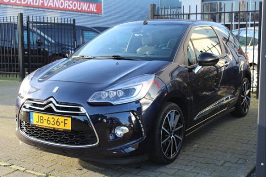 Citroën DS3 Cabrio - 1.2 PureTech So Chic Xenon/Led Navigatie Clima Camera Cruise.C 17Inch - 1