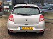 Renault Clio - 1.5 dCi Collection Trekhaak, Climate Control LM wielen - 1 - Thumbnail