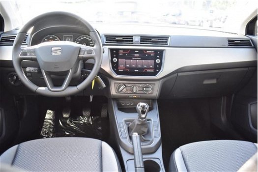Seat Ibiza - 1.6 TDI Style Business Intense achteruitrijcamera, parkeersensoren, lm velgen - 1