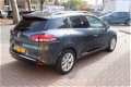 Renault Clio Estate - 0.9 TCE LIMITED Demo - 1 - Thumbnail