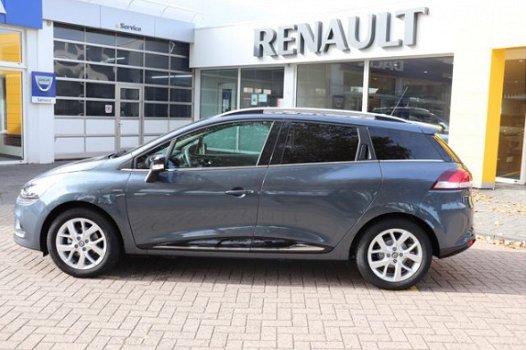 Renault Clio Estate - 0.9 TCE LIMITED Demo - 1