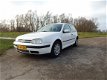 Volkswagen Golf - 1.6 AUTOMAAT Exclusief WIT - 1 - Thumbnail