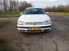 Volkswagen Golf - 1.6 AUTOMAAT Exclusief WIT