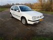 Volkswagen Golf - 1.6 AUTOMAAT Exclusief WIT - 1 - Thumbnail