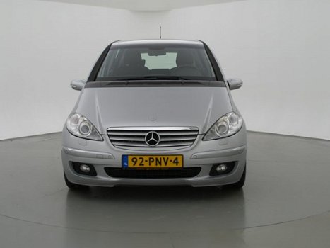 Mercedes-Benz A-klasse - 180 CDI 5-DEURS AUT. + XENON / PARKEERSENSOREN / TREKHAAK / AIRCO - 1