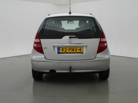 Mercedes-Benz A-klasse - 180 CDI 5-DEURS AUT. + XENON / PARKEERSENSOREN / TREKHAAK / AIRCO - 1