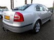 Skoda Octavia - 1.6 Business Navi Xenon PDC - 1 - Thumbnail