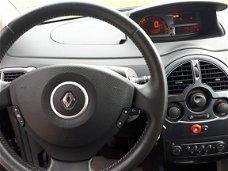 Renault Grand Modus - 1.2 TCE Exception Prachtige Grand Modus met halfleren bekleding airco stuurwie