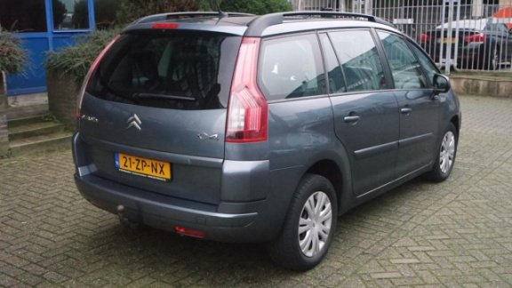 Citroën C4 Picasso - Grand C4 Picasso 1.8 Ambiance 7P - 1