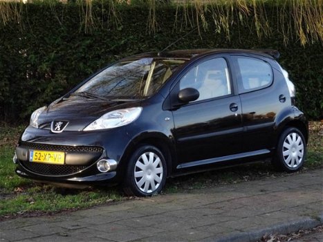 Peugeot 107 - XR 1.0 met Radio en Spoiler - 1