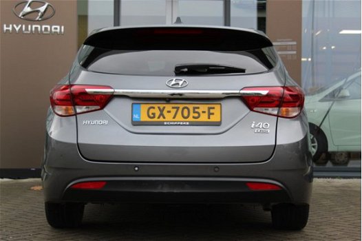 Hyundai i40 Wagon - 1.7 CRDi Business Edition | Clima | Achteruitrijcamera | Navi - 1