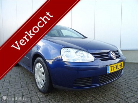 Volkswagen Golf - 1.6 FSI Comfortl Business * 6 BAK / NAP - 1