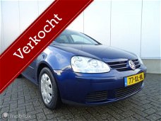 Volkswagen Golf - 1.6 FSI Comfortl Business * 6 BAK / NAP