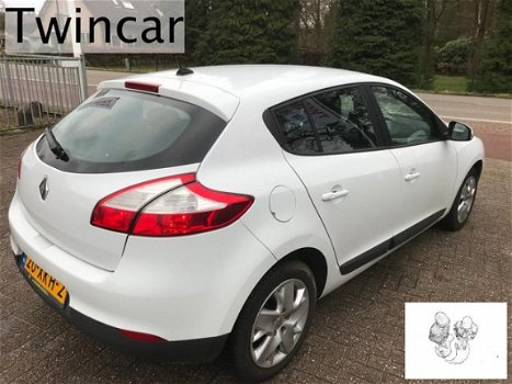 Renault Mégane - 1.5dCi 110 ECO2 5-DRS Expr. AC NAVI - 1