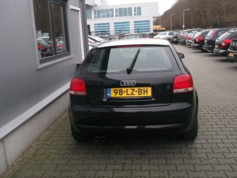 Audi A3 Sportback - 2.0 FSI Ambition clima cruise lmv leer nap apk - 1