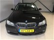 BMW 3-serie Touring - 325d Business Line Airco, Stoelverwarming, PDC, 197 PK - 1 - Thumbnail