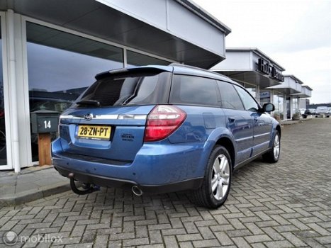 Subaru Outback - 2.0D 150PK AWD Luxury, Xenon, Navigatie, Cruise - 1