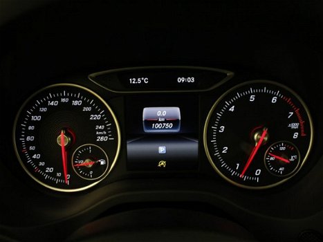 Mercedes-Benz A-klasse - 180 Lease Edition Plus Navigatie | Cruisecontrol | CD Speler | 8-inch kleur - 1