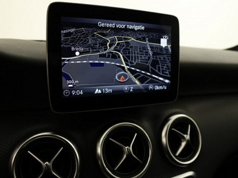 Mercedes-Benz A-klasse - 180 Lease Edition Plus Navigatie | Cruisecontrol | CD Speler | 8-inch kleur - 1