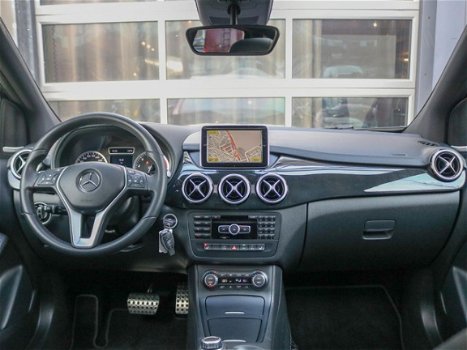 Mercedes-Benz B-klasse - B 200 Automaat Sport Tourer | Panoramadak | Distronic | Harman Kardon | Cam - 1