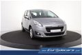 Peugeot 5008 - 1.6 HDi *Navigatie*Camera*Trekhaak - 1 - Thumbnail