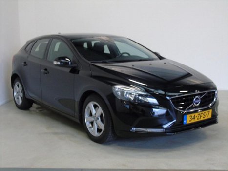 Volvo V40 - 1.6 D2 Cruise control 6-bak (bj 2012) - 1