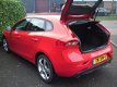 Volvo V40 - 1.6 T4 Kinetic 180pk Navi Cruise Bluetooth - 1 - Thumbnail