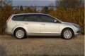 Ford Focus Wagon - 1.8 Titanium CRUISE - ECC - NAVI - PDC - TRHK - 1 - Thumbnail