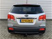 Kia Sorento - 2.4 FIRST EDITION Pano.dak Nav. Xenon Leer - 1 - Thumbnail