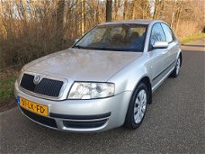 Skoda Superb - 2.0 Classic 5drs airco apk 01-2021