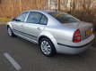 Skoda Superb - 2.0 Classic 5drs airco apk 01-2021 - 1 - Thumbnail