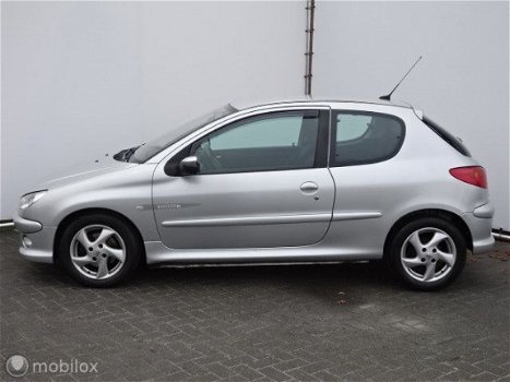 Peugeot 206 - 2.0 HDi Quiksilver INRUIL KOOPJE - 1