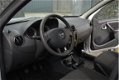 Dacia Duster - 1.6 Lauréate 2wd 1e Eigenaar 43.000 km - 1 - Thumbnail