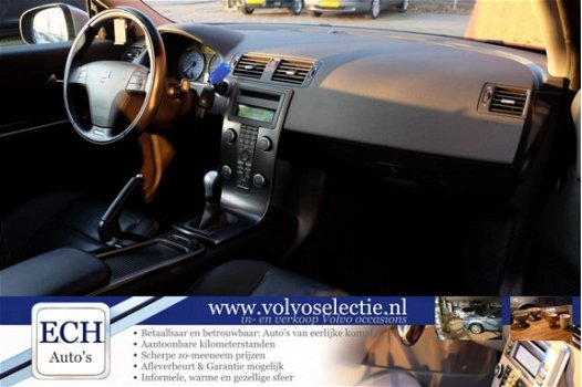 Volvo C30 - D2 R Design, 17 inch, Cruise Control, ECC, Bluetooth - 1