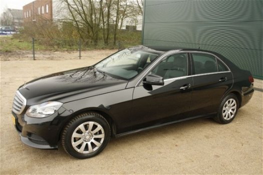 Mercedes-Benz E-klasse - E220 BLUETEC LEER/NAVI/PDC/XENON/LED - 1