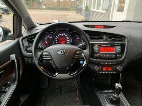 Kia Cee'd - 1.6 GDI ComfortLine Clima Cruise 16inch Cv Pdc 2014 Dealer onderhouden - 1