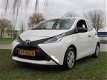 Toyota Aygo - 1.0 VVT-i X-NOW AIRCO 5-DEURS ELECTR. 52000km DEALER ONDERH. *NL-AUTO - 1 - Thumbnail