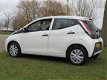 Toyota Aygo - 1.0 VVT-i X-NOW AIRCO 5-DEURS ELECTR. 52000km DEALER ONDERH. *NL-AUTO - 1 - Thumbnail