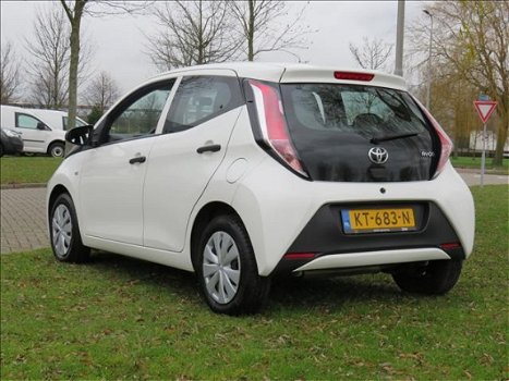 Toyota Aygo - 1.0 VVT-i X-NOW AIRCO 5-DEURS ELECTR. 52000km DEALER ONDERH. *NL-AUTO - 1