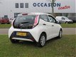 Toyota Aygo - 1.0 VVT-i X-NOW AIRCO 5-DEURS ELECTR. 52000km DEALER ONDERH. *NL-AUTO - 1 - Thumbnail