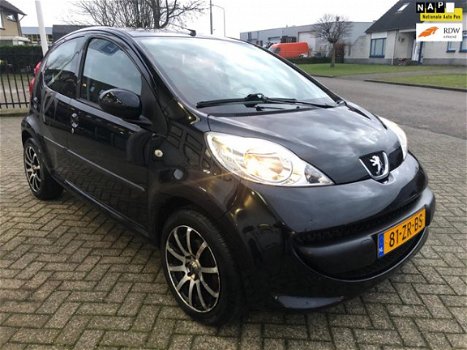 Peugeot 107 - 1.0-12V XS [bj 2008] 5DRS Airco+2e Eigenaar(NW APK) - 1