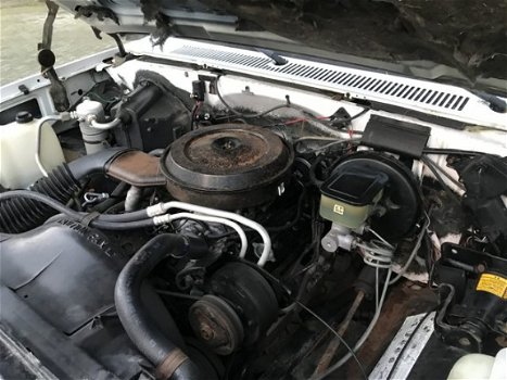 Chevrolet C1500 - SILVERADO V8 5, 7 Koopje - 1