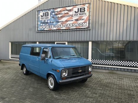 Chevrolet Chevy Van - 1977 V8 GMC - 1