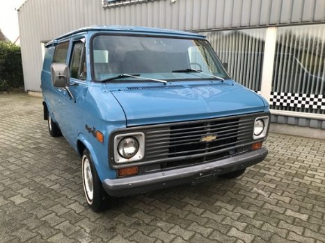 Chevrolet Chevy Van - 1977 V8 GMC - 1