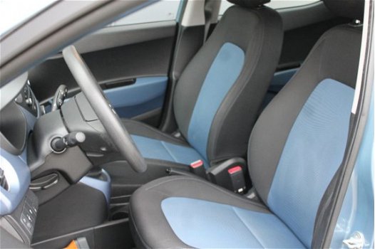 Hyundai i10 - 1.0i i-Motion Comfort | Cruise control | Climate control | USB | Garantie 05-2021 | - 1