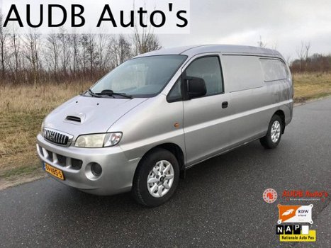 Hyundai H 200 - LWB 2.5 CRDI - 1