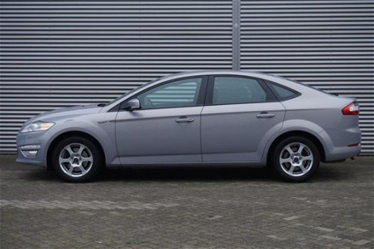 Ford Mondeo - 2.0, Airco, Ecc, Cruise, Navigatie, Led - 1