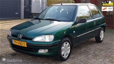 Peugeot 106 - - 1.1 XR # Stuurbekr. / APK 10-2020 / cv / elektr. ramen