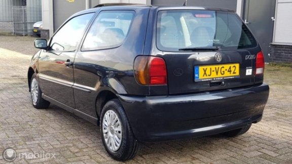 Volkswagen Polo - - 1.6 # NAP / APK / Schuif-kantel dak / mistlampen voor / 2e eigenaar - 1